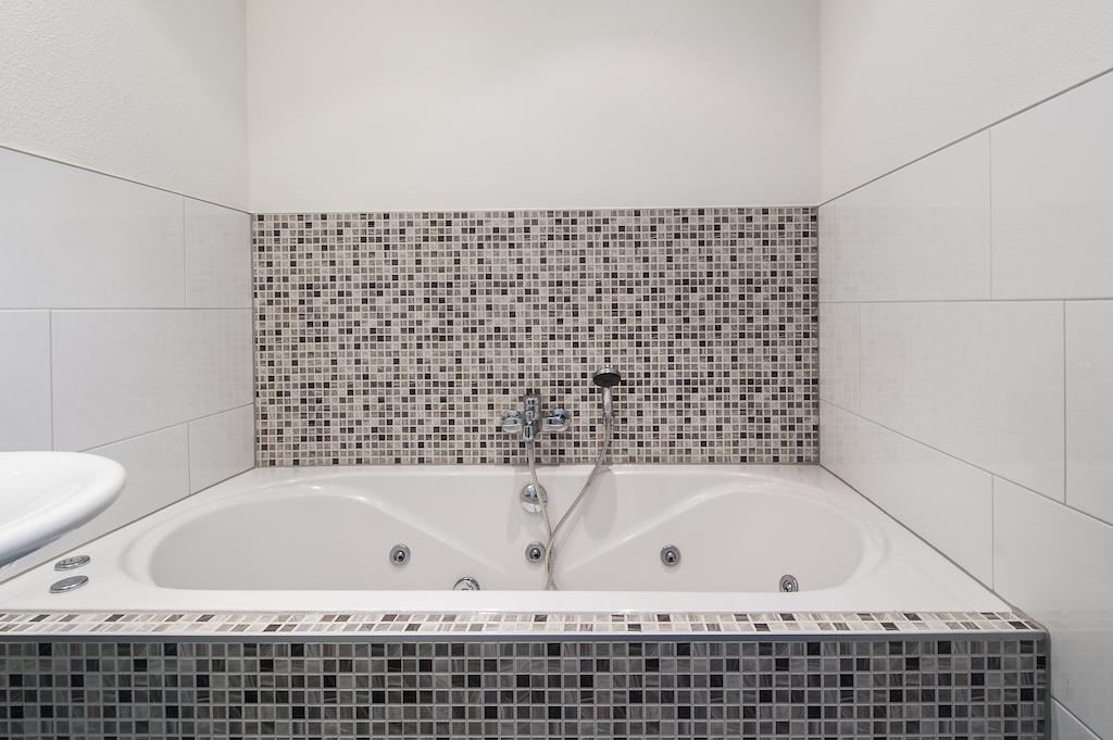 Short Stay Group Staalmeesters Serviced Apartments Amszterdam Szoba fotó